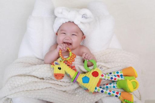 新余宝宝为什么会吐奶 新余宝宝为什么会吐奶