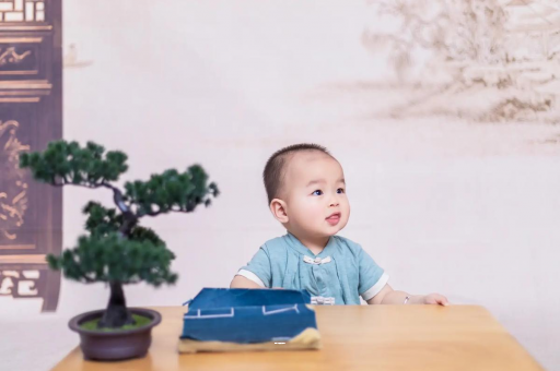 新余宝宝6个月可以坐吗